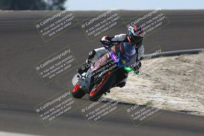 media/Nov-02-2025-Lets Ride (Sun) [[f7a3caa734]]/B Group/1220pm (Turn 2 Outside)/